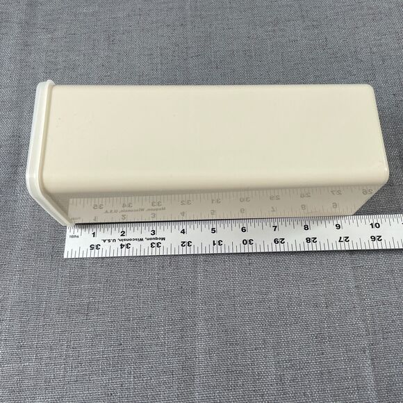 Tupperware Cheese Keeper In Almond Container 3 PC 9.5" x 3.5" x 3.5" Vintage - Picture 9 of 9